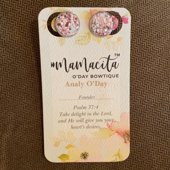 Spring/Summer Earring Bundle #2 - Picture 6 of 6